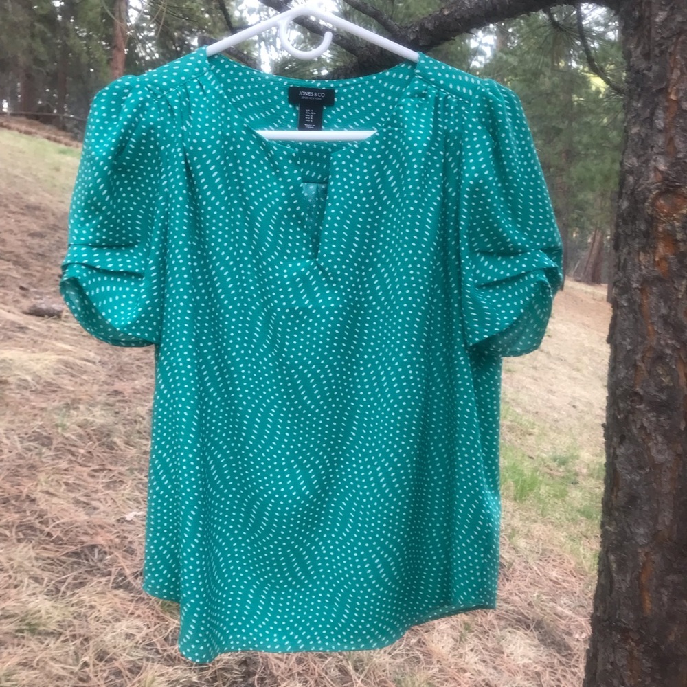 Jones New York Green Dot Puff Sleeve Blouse